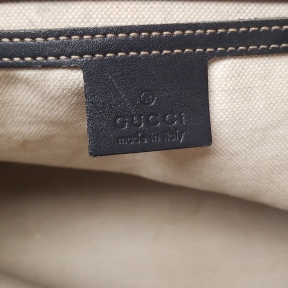 Gucci Monogram Shoulder Bag - Picture 6 of 8